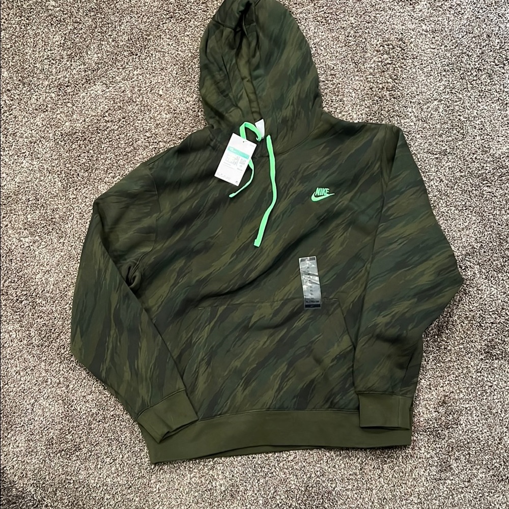 Nike Green Camouflage Men's Sweater